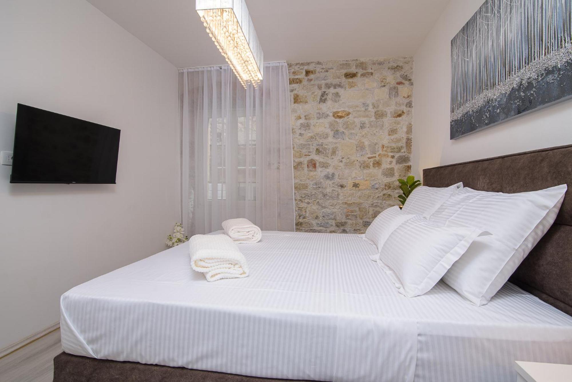 Rooms Bartul Trogir Buitenkant foto
